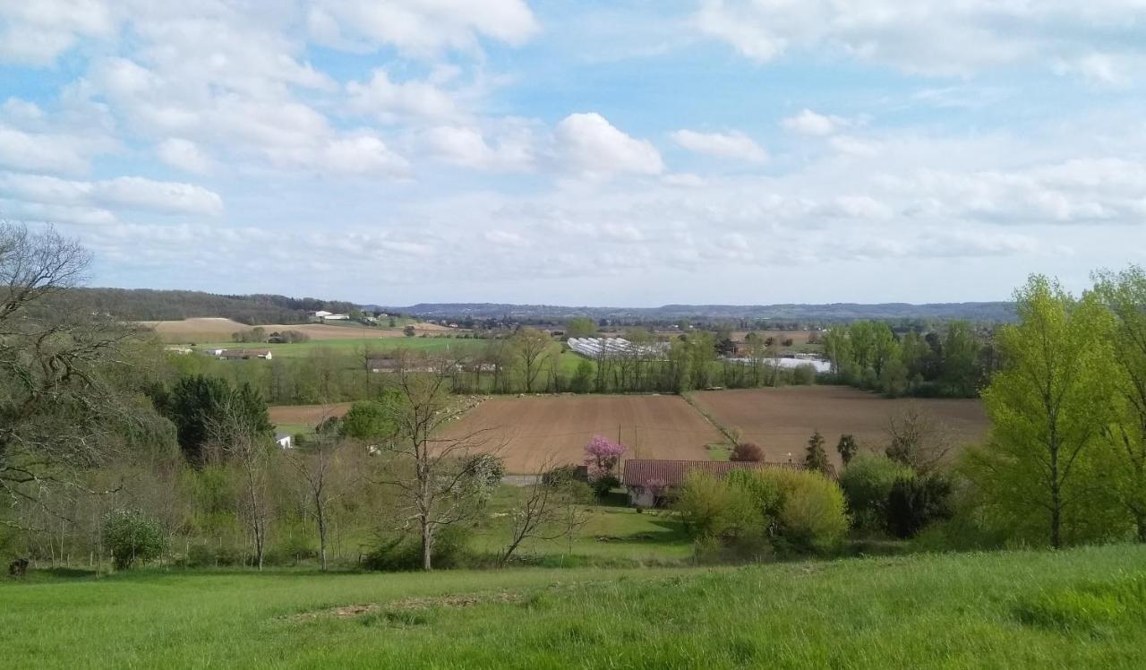 Bienvenue Au Gite De Claret Casseneuil Exterior foto